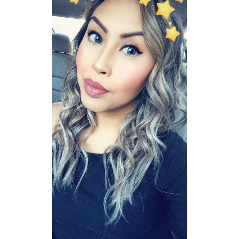 Meet your Posher, Crystal